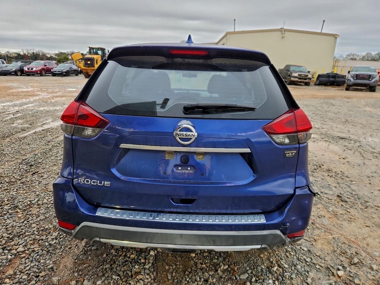 2017 Nissan Rogue S - Image 6