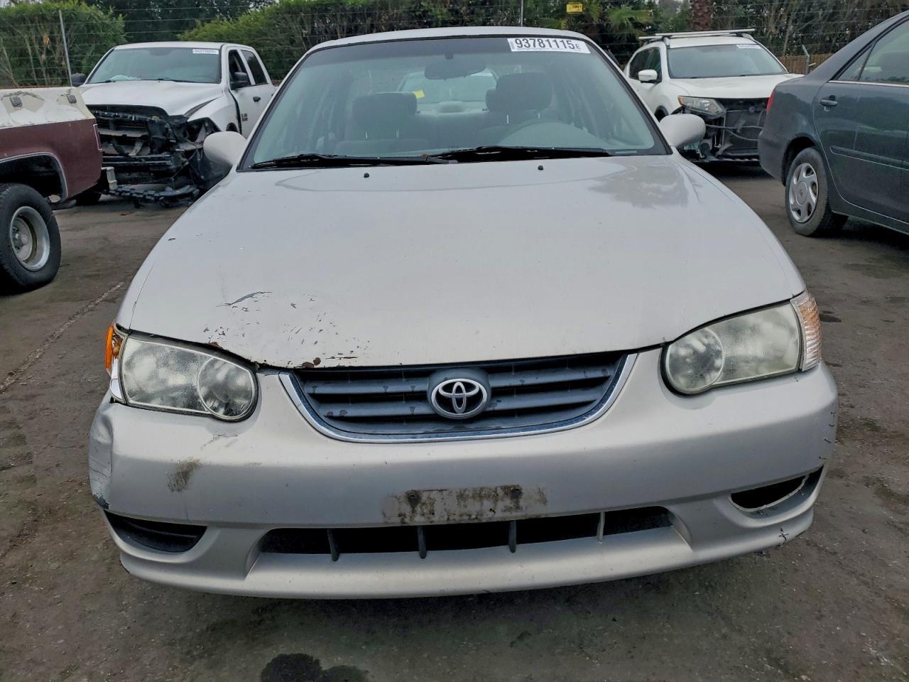 2002 Toyota Corolla Ce - Image 5