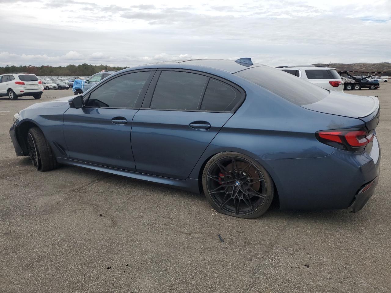 2023 BMW 540 Xi - Фото 2