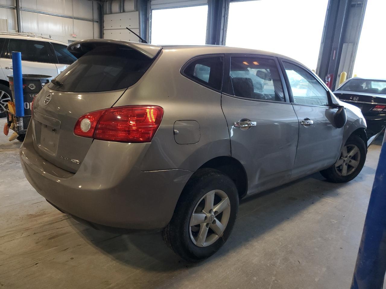 2010 Nissan Rogue S - Фото 3