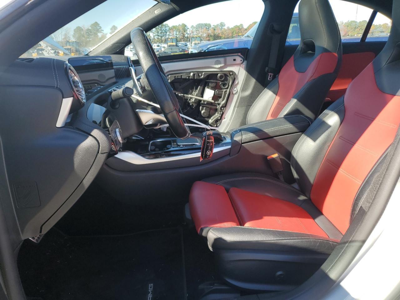 2022 Mercedes-Benz Cla Amg 35 4Matic - Фото 7