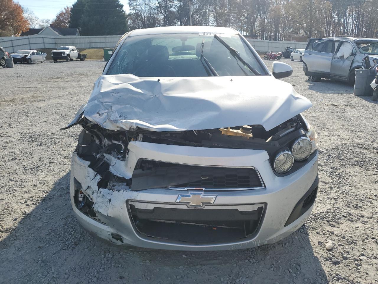 2015 Chevrolet Sonic Lt - Фото 5