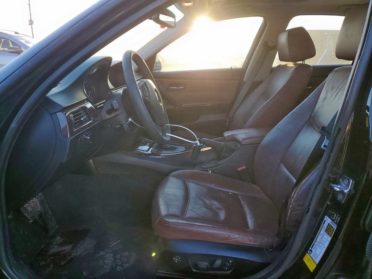 2006 BMW 325 I Automatic - Image 7