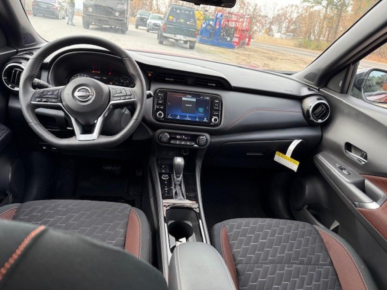 2024 Nissan Kicks Sr - Фото 6