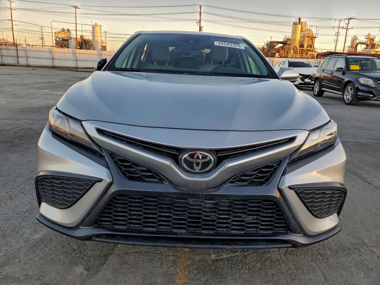 2021 Toyota Camry Se - Image 5