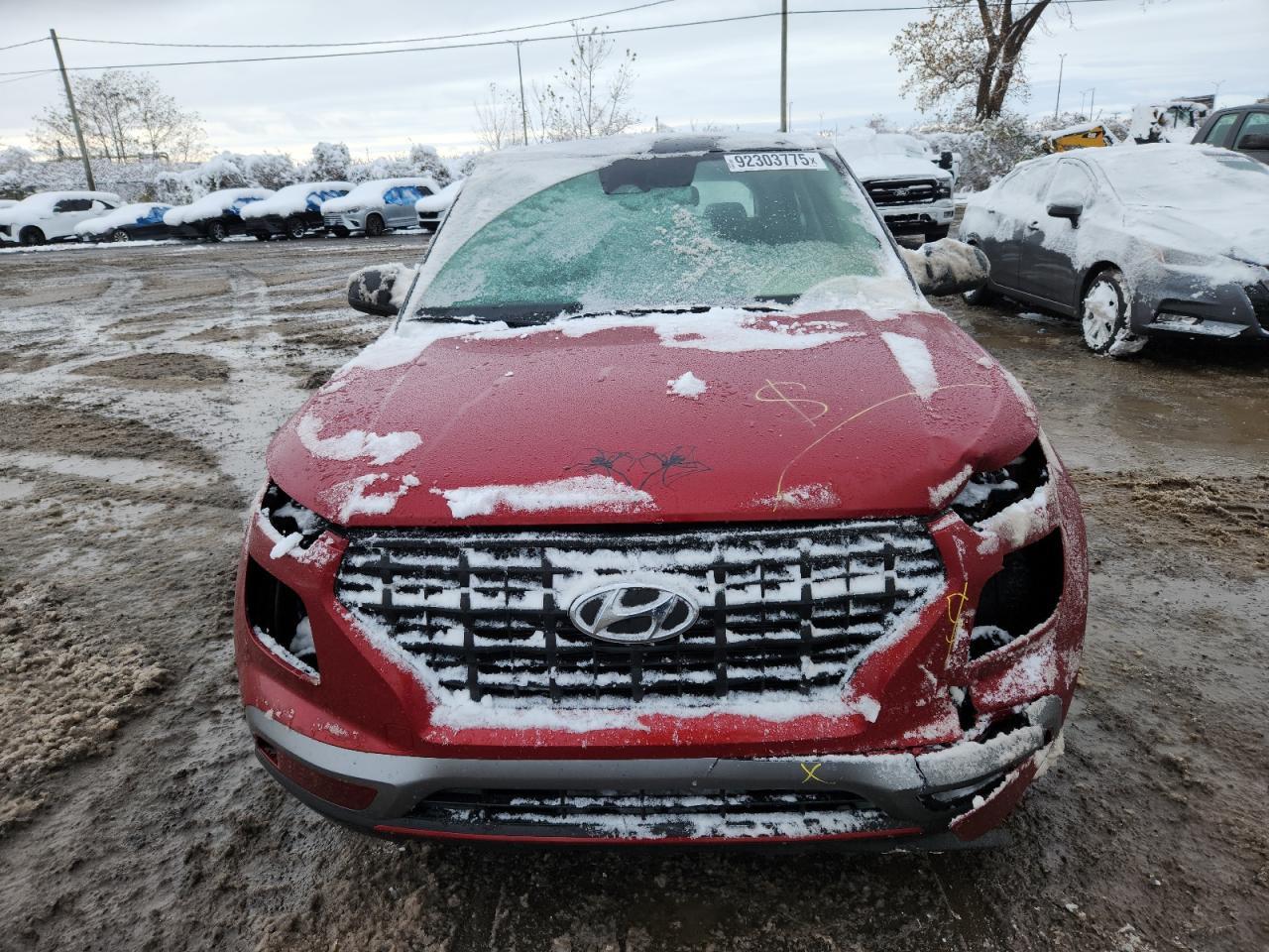 2025 Hyundai Venue Se - Image 5