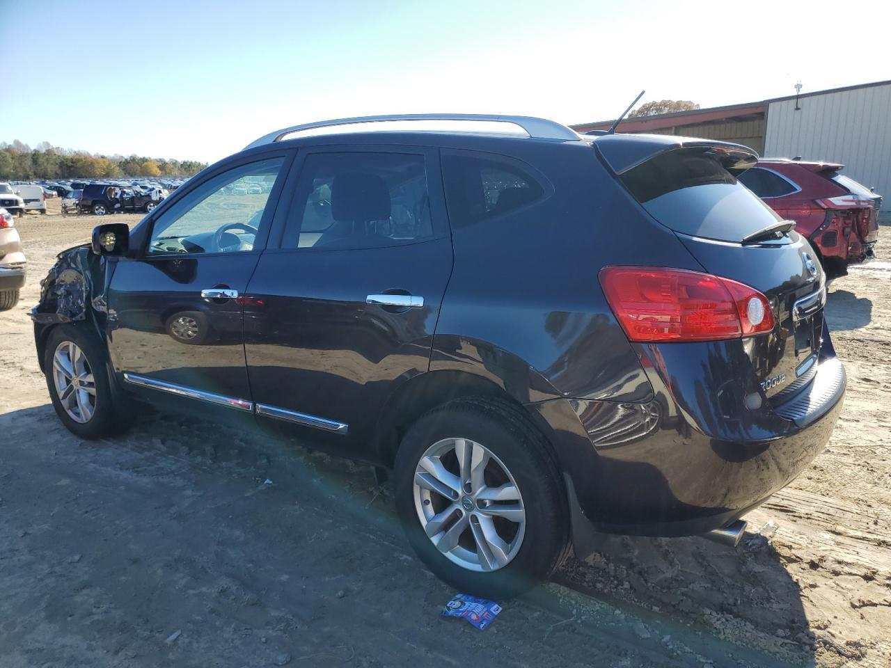 2013 Nissan Rogue S - Фото 2