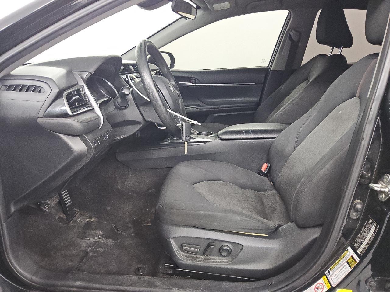 2019 Toyota Camry Le - Image 7