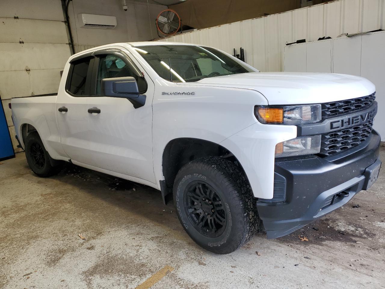 2019 Chevrolet Silverado K1500 - Фото 4