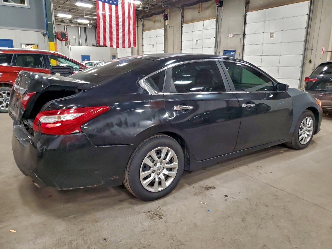 2016 Nissan Altima 2.5 - Image 3