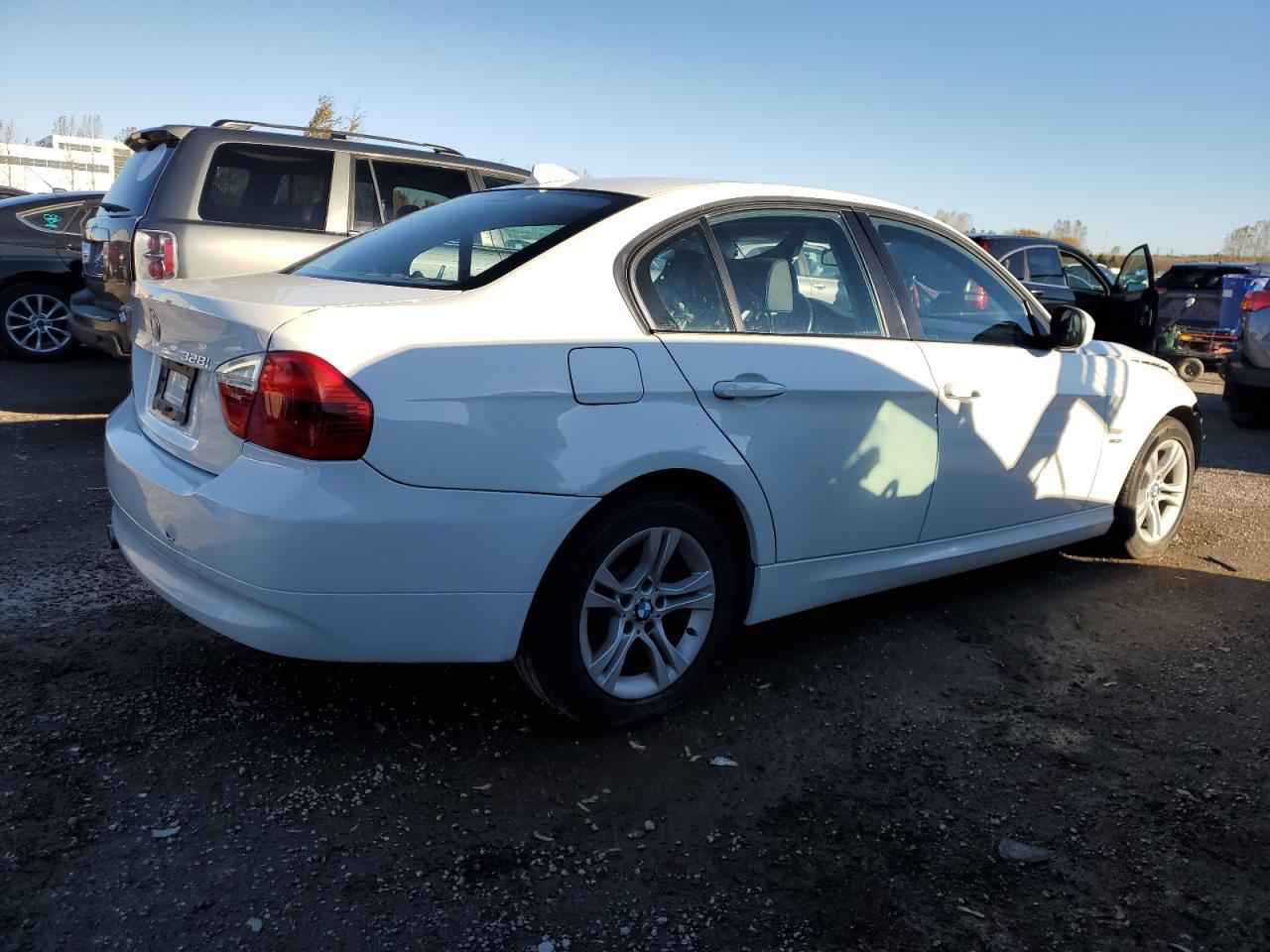 2011 BMW 328 Xi - Фото 3