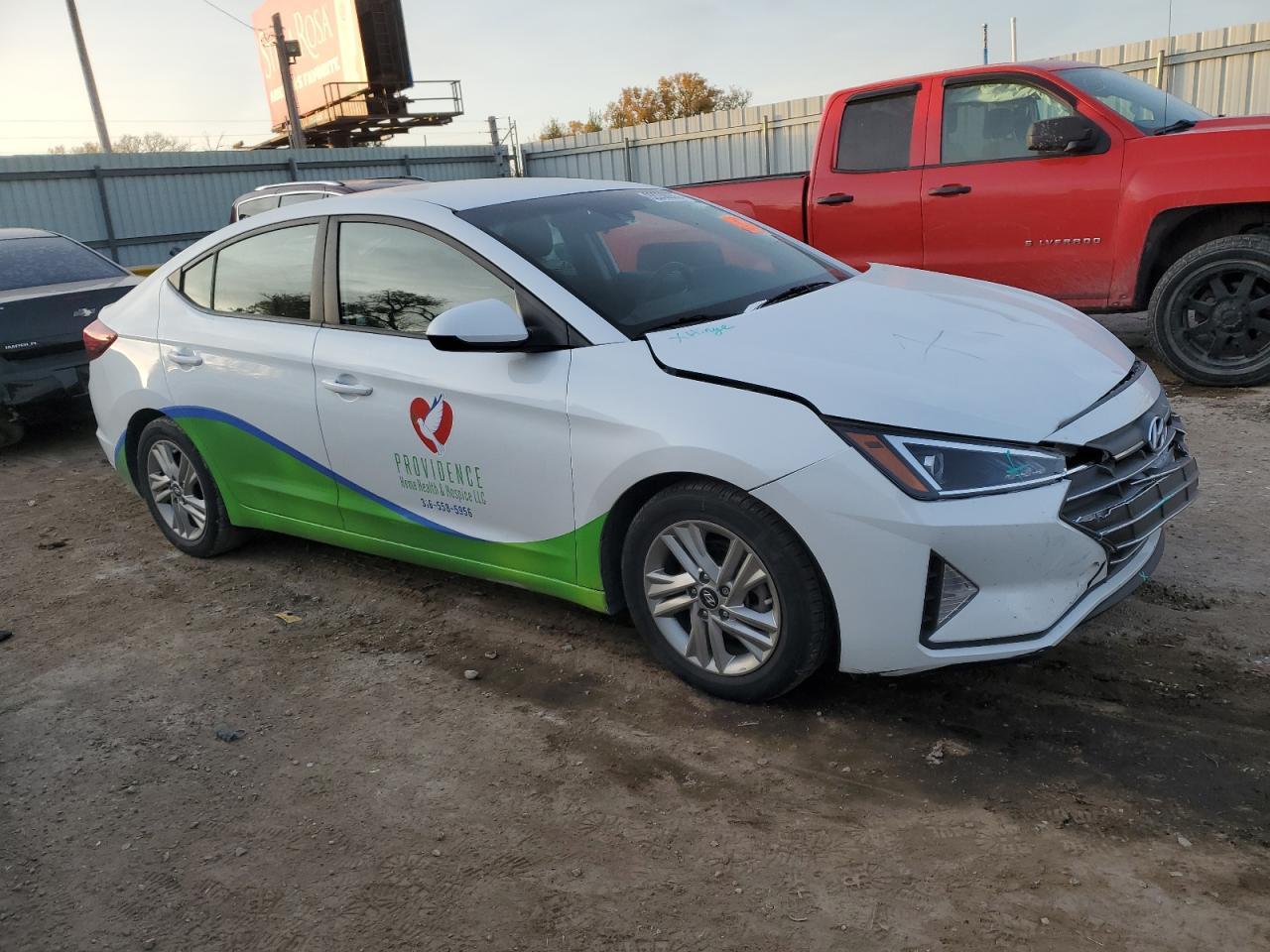 2020 Hyundai Elantra Sel - Фото 4