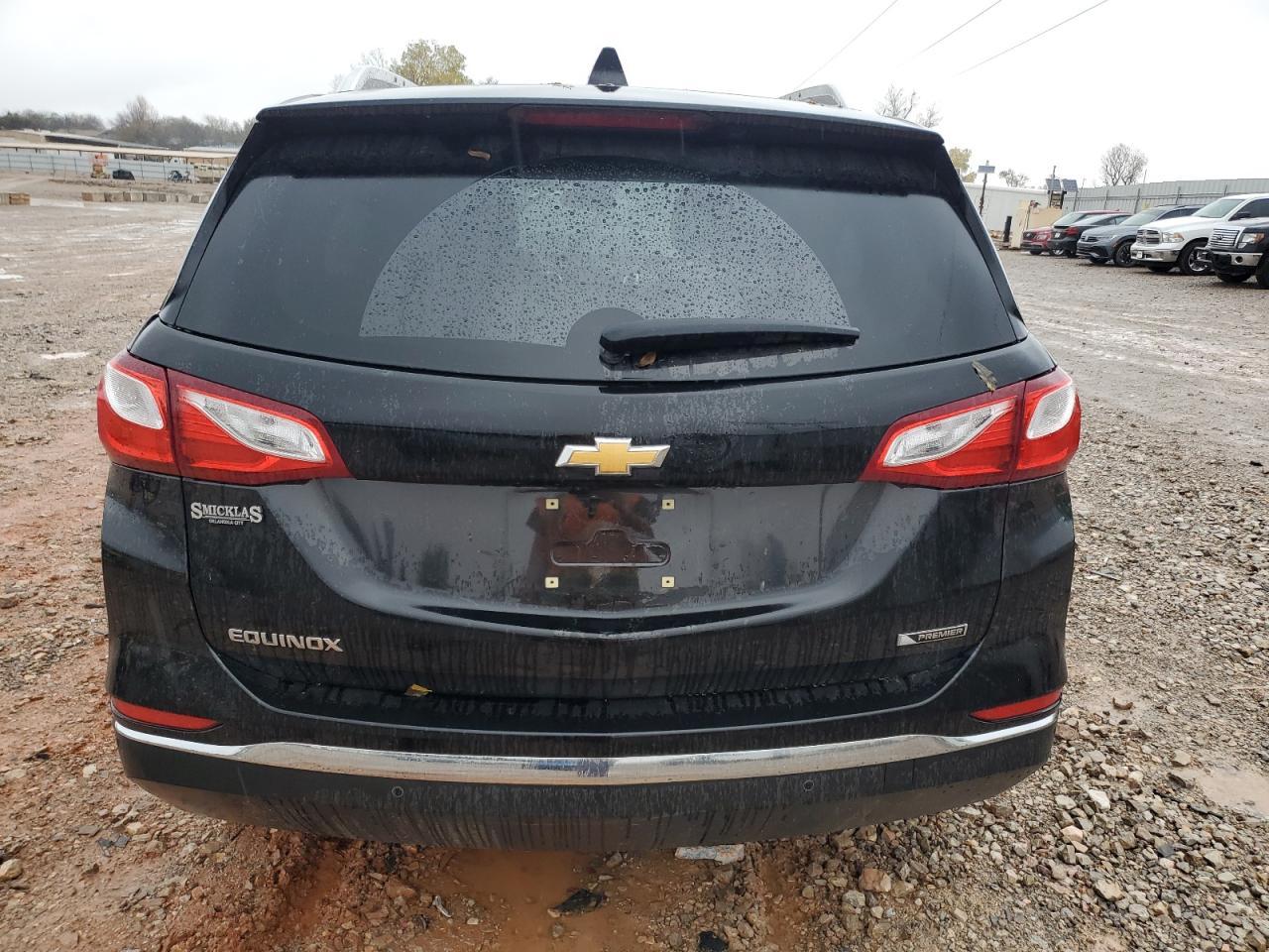 2018 Chevrolet Equinox Premier - Image 6