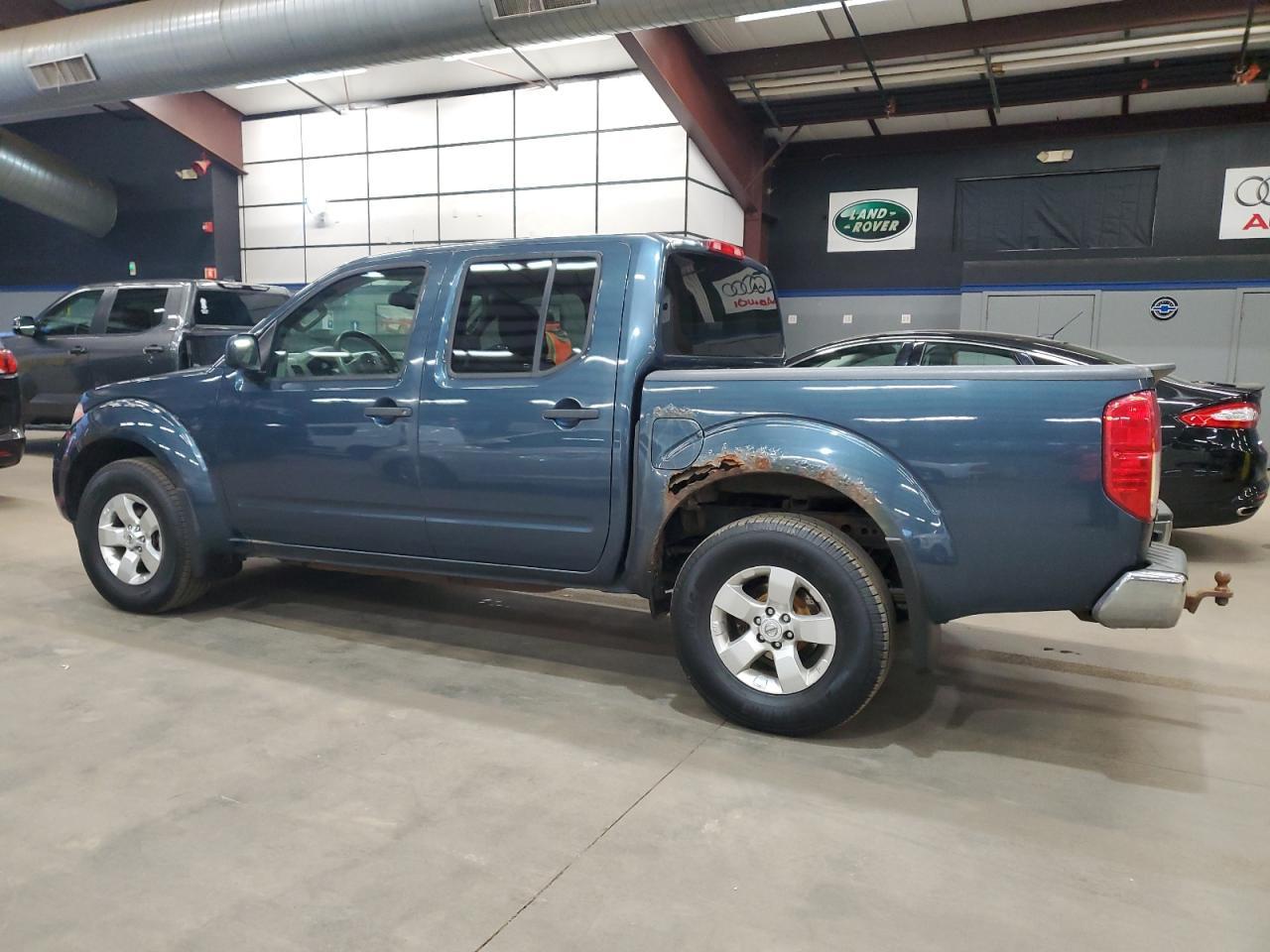 2013 Nissan Frontier S - Фото 2