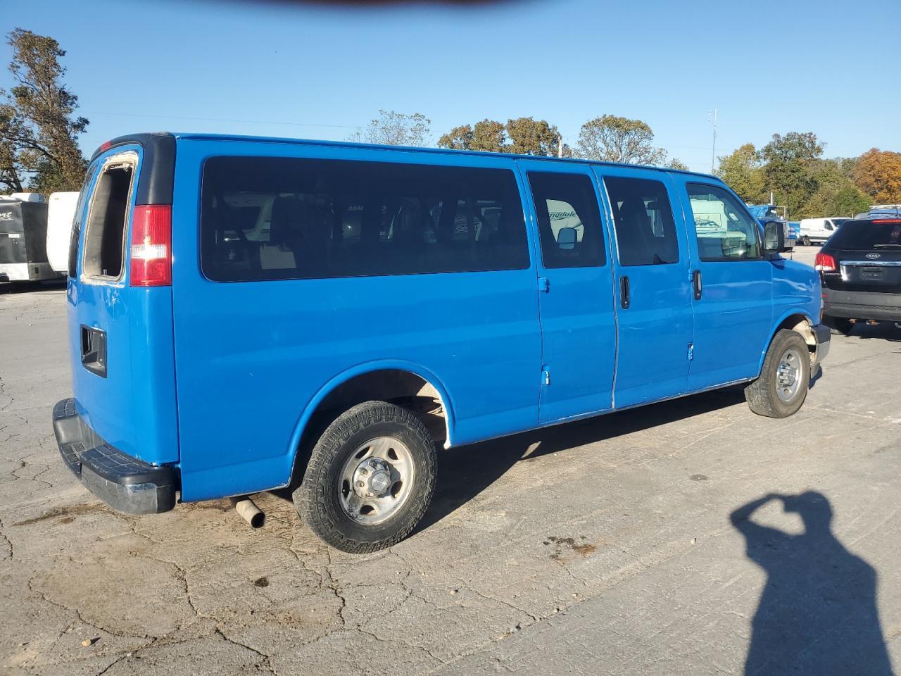 2018 Chevrolet Express G3500 Lt - Фото 3