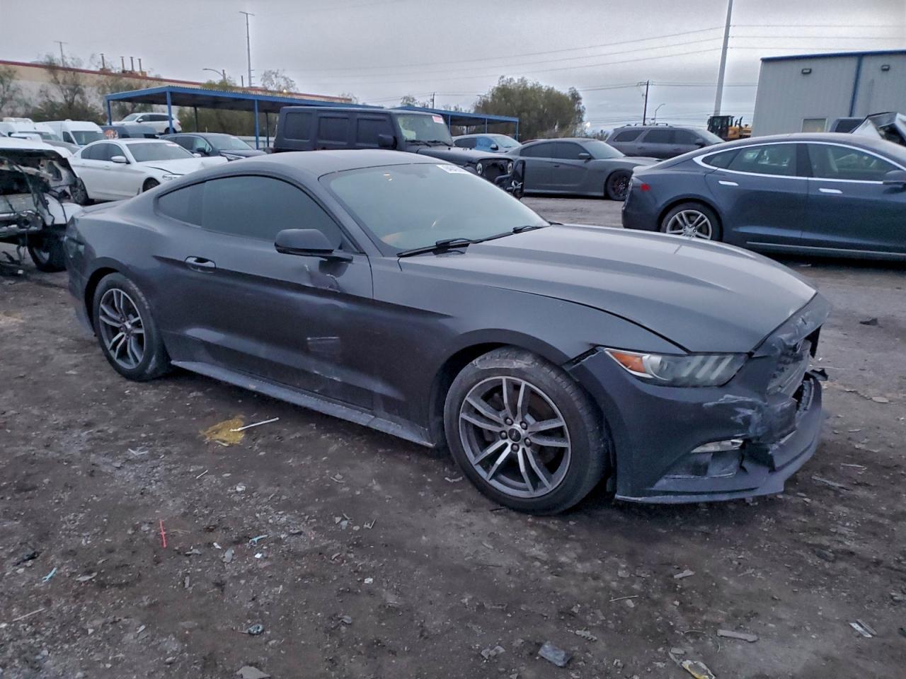 2017 Ford Mustang - Фото 4