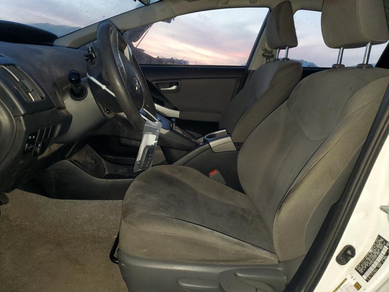 2015 Toyota Prius - Фото 7