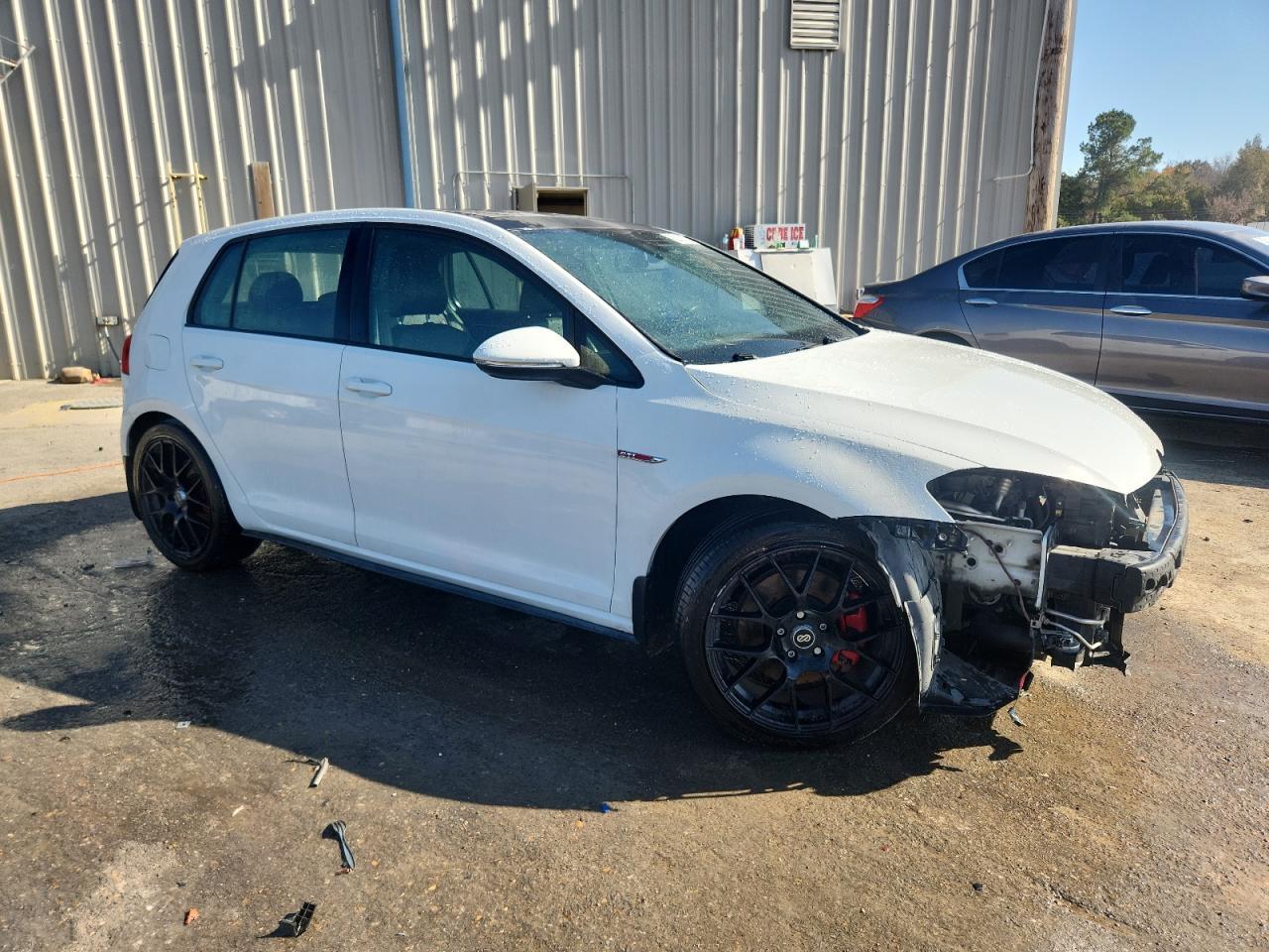 2015 Volkswagen Gti - Фото 4