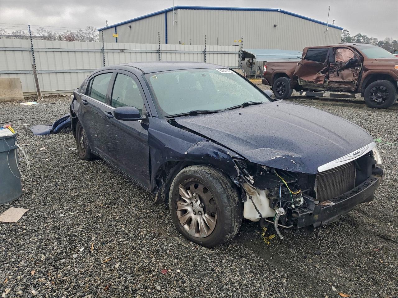 2014 Chrysler 200 Lx - Фото 4