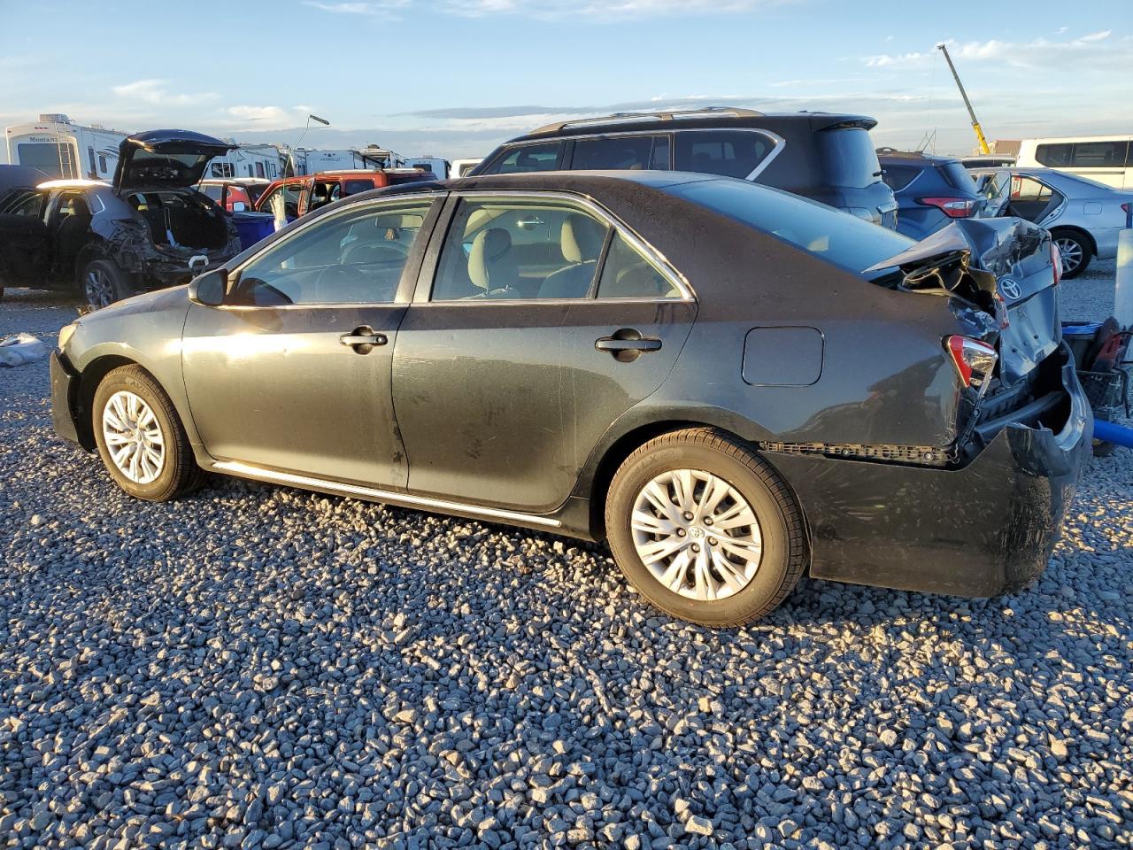 2014 Toyota Uk - Фото 2