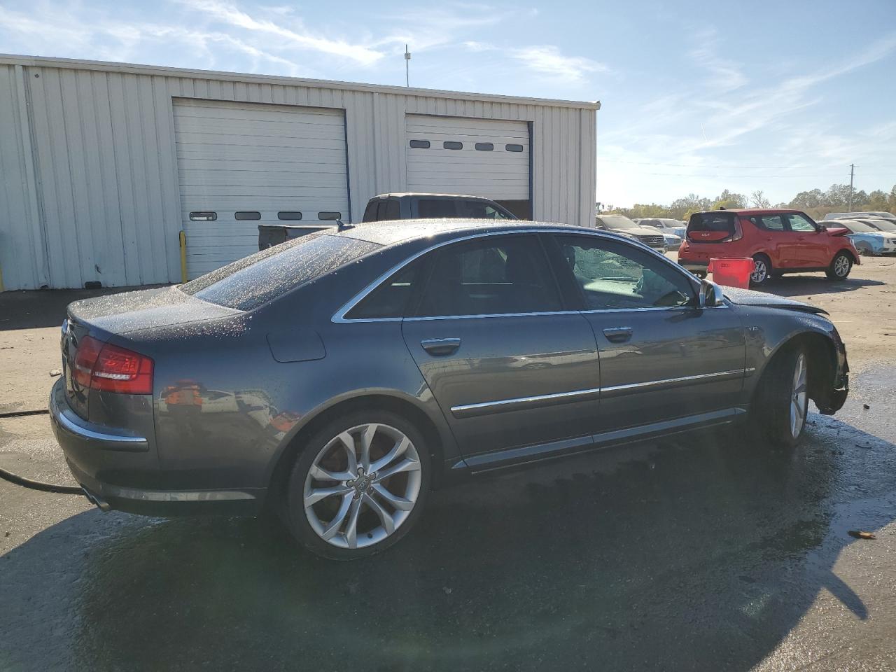 2008 Audi S8 Quattro - Фото 3