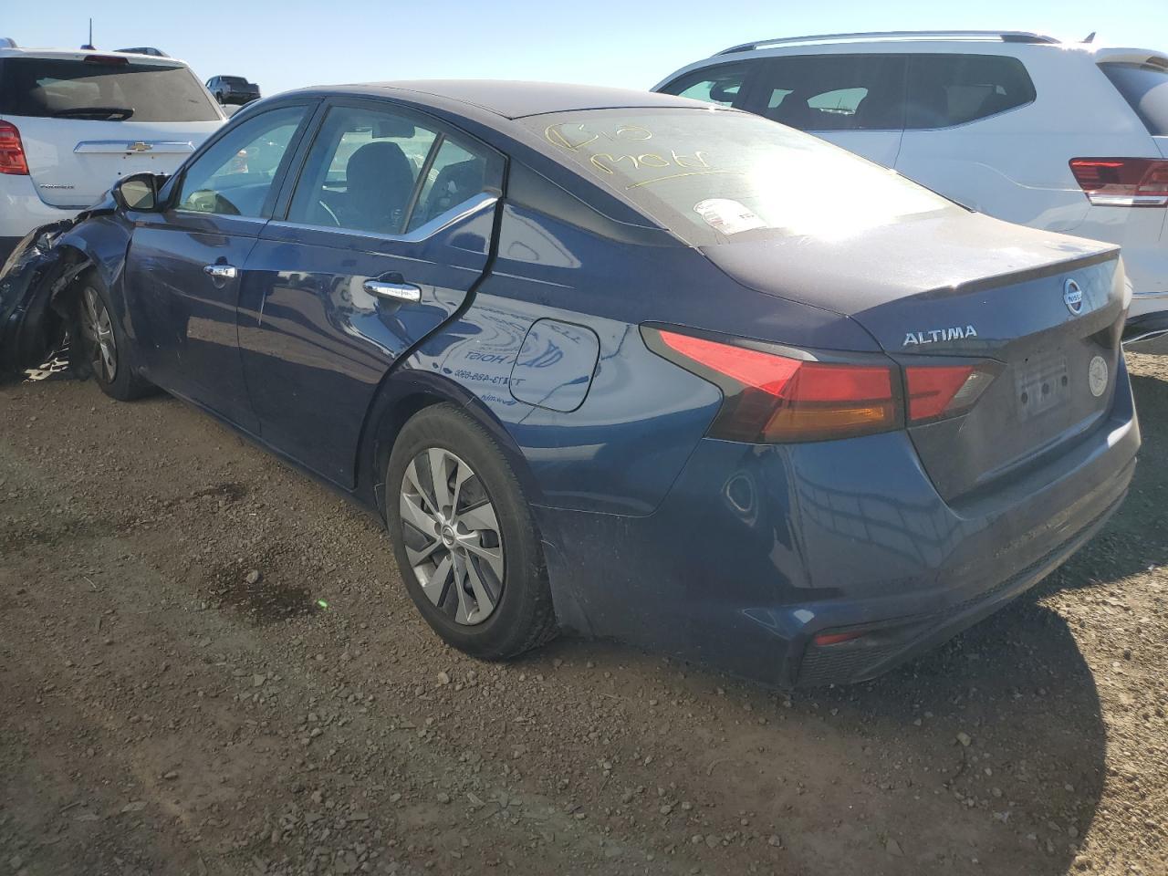 2021 Niss Altima - Фото 2