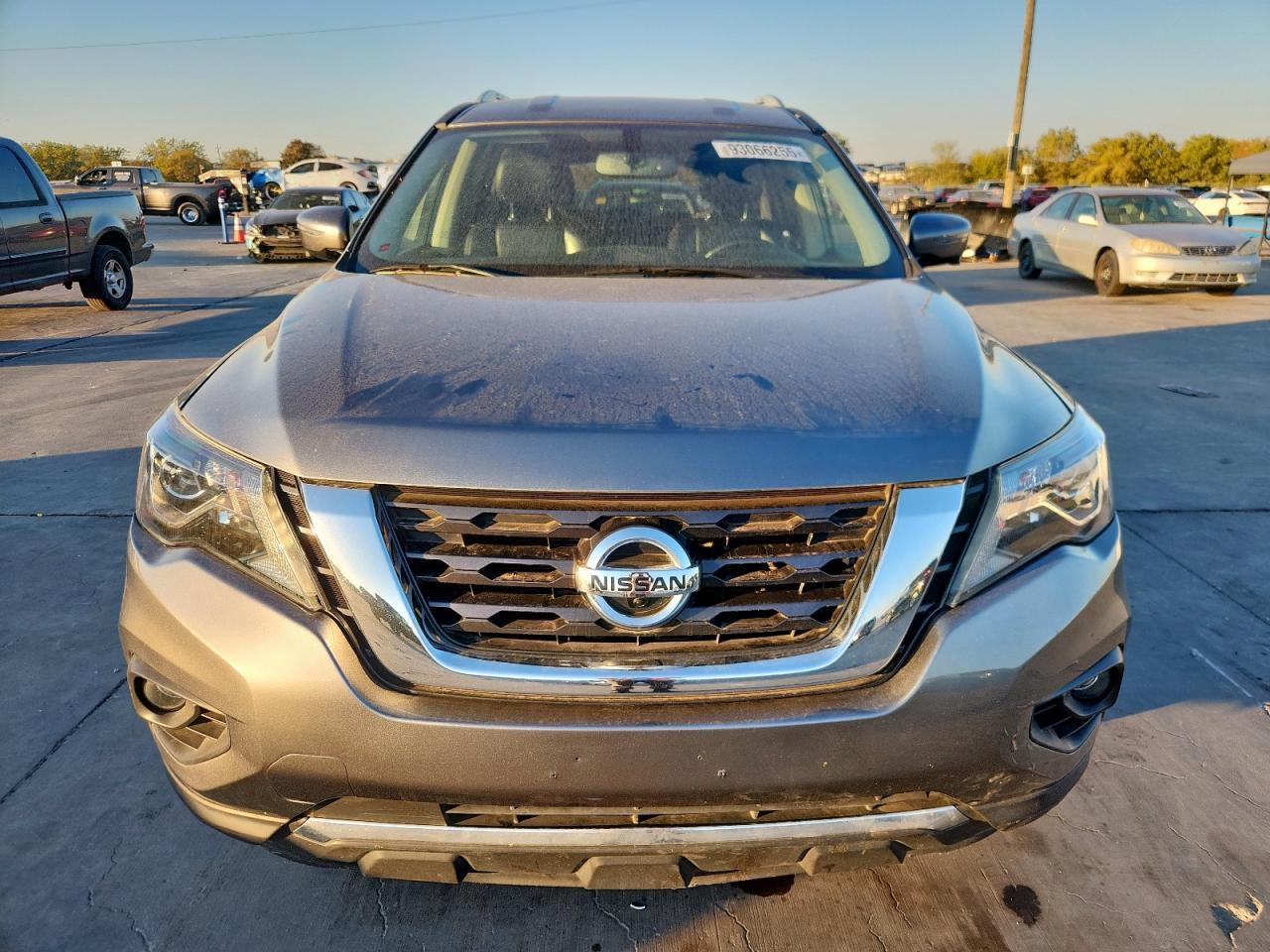 2019 Nissan Pathfinder S - Фото 5