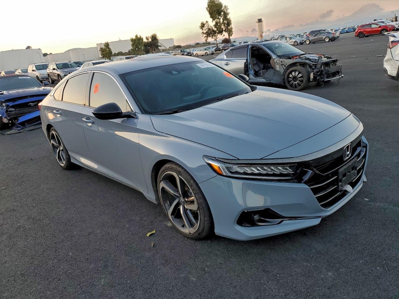 2022 Honda Accord Sport - Image 4