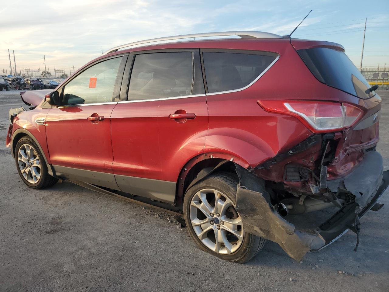 2014 Ford Escape Titanium - Фото 2