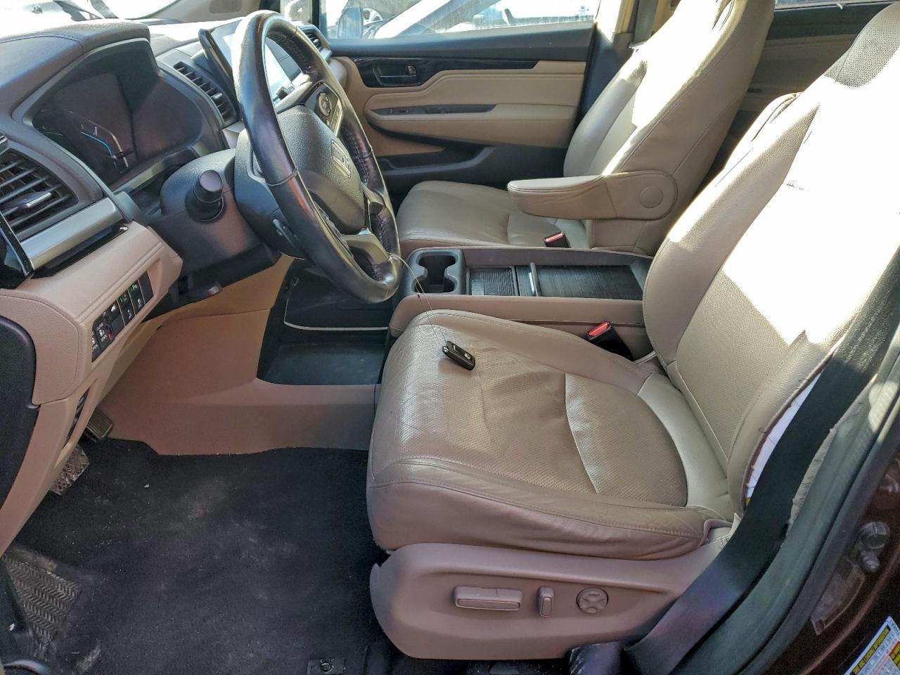 2018 Honda Odyssey Elite - Image 7