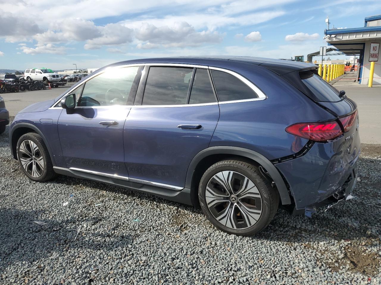 2023 Mercedes-Benz Eqe Suv 350+ - Image 2