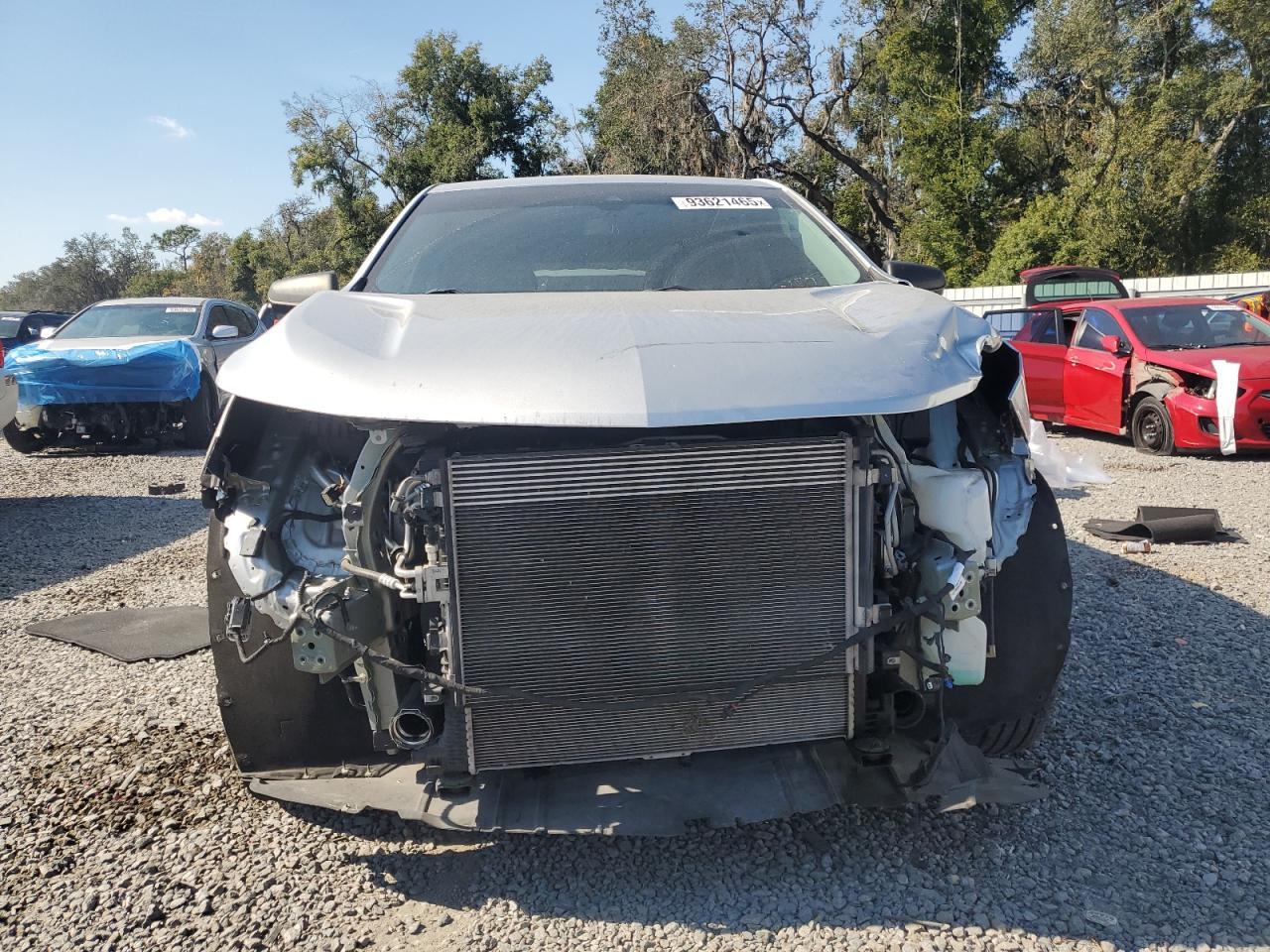 2022 Chevrolet Equinox Ls - Фото 5