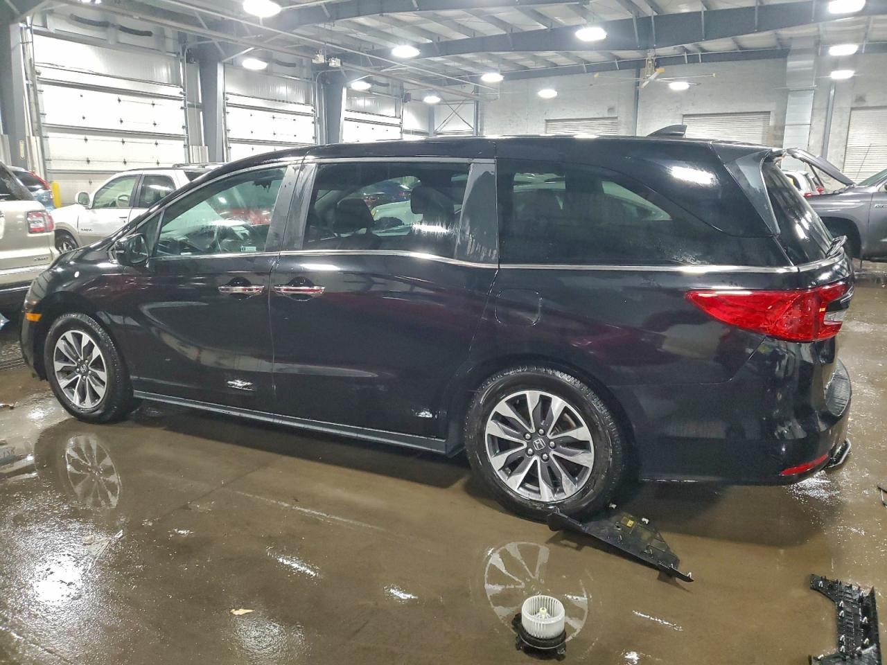 2022 Honda Odyssey Exl - Фото 2