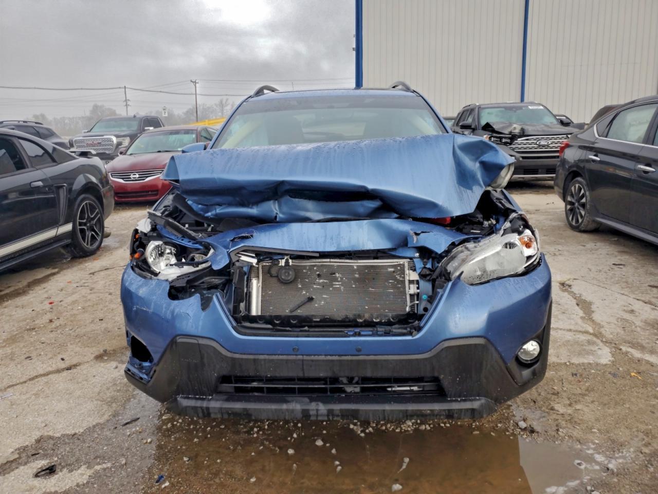 2023 Subaru Crosstrek Premium - Image 5