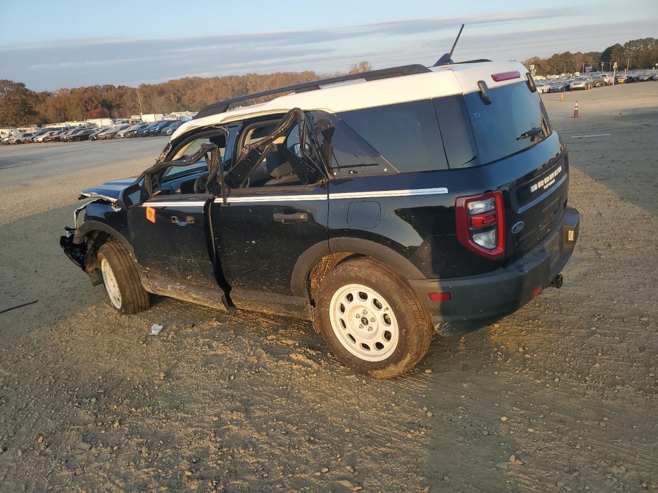 2023 Ford Bronco Sport - Фото 2
