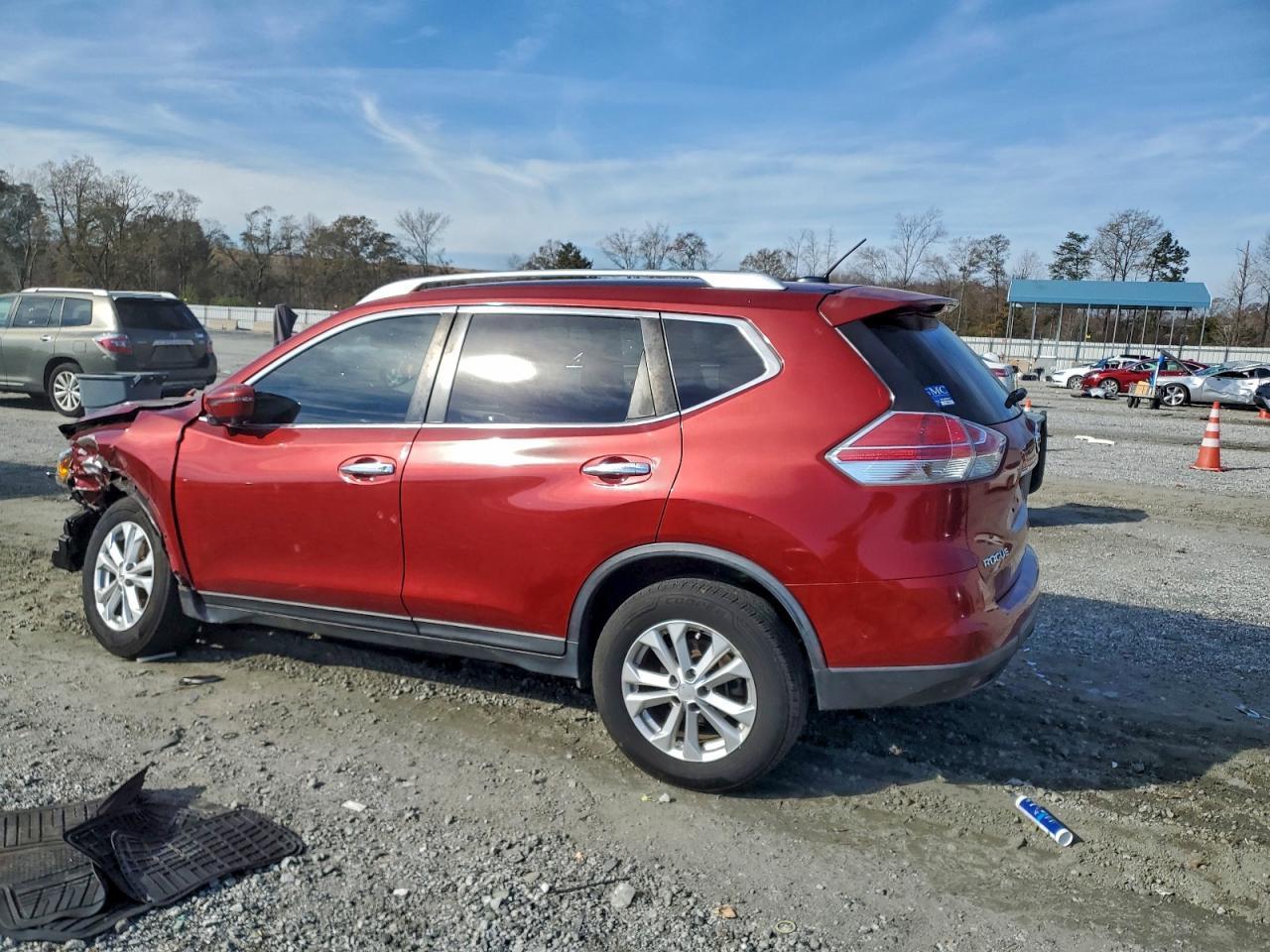 2016 Nissan Rogue S - Image 2