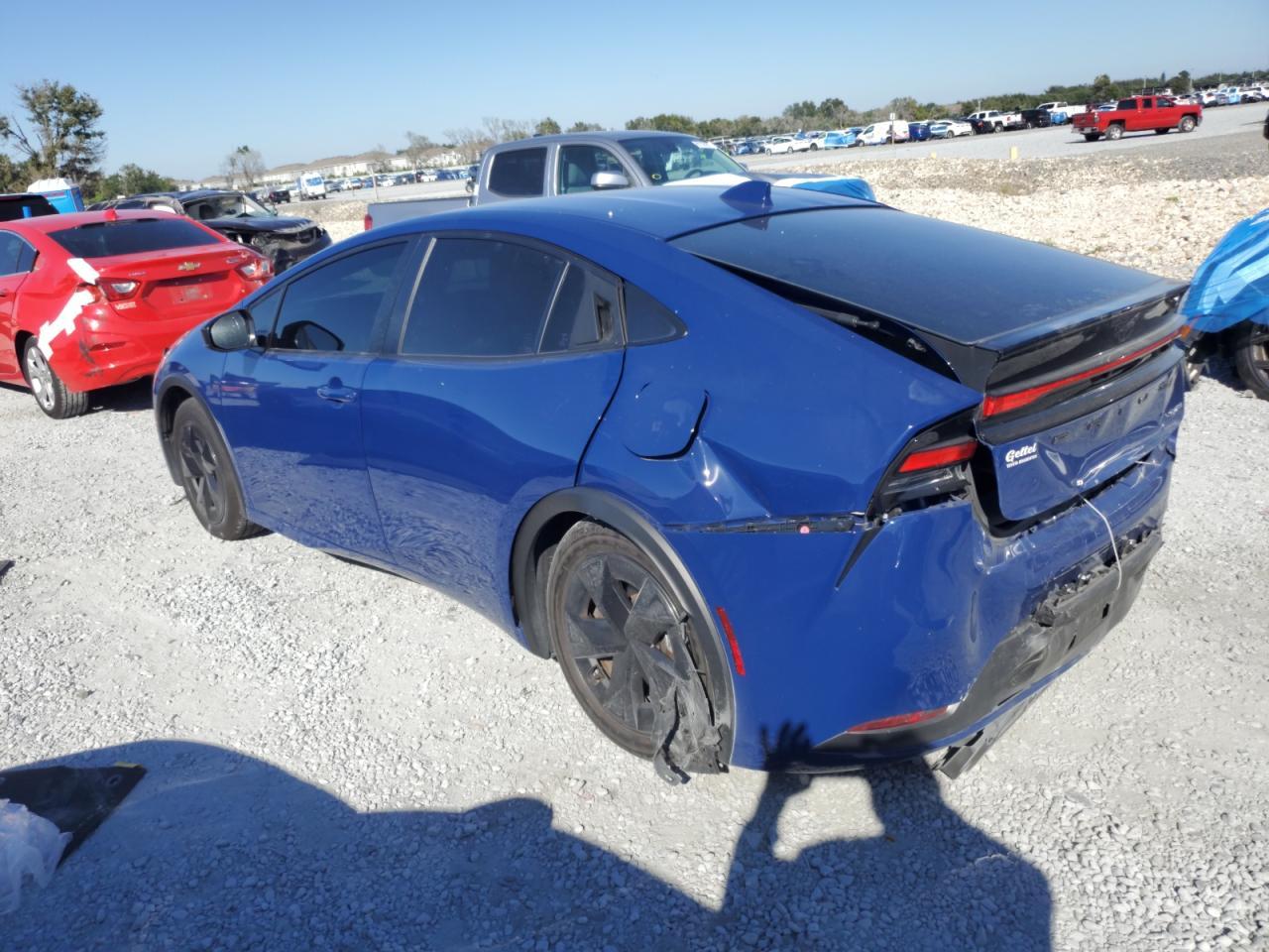 2024 Toyota Prius Le - Фото 2