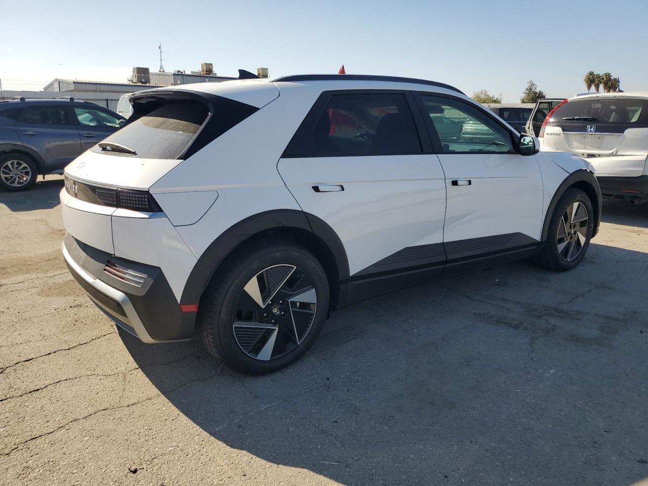 2025 Hyundai Ioniq 5 Sel - Image 3