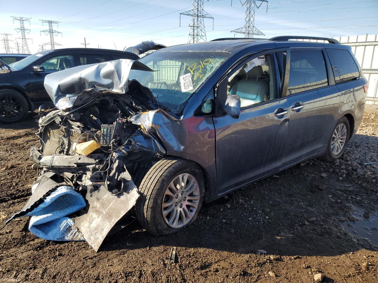 2015 Toyota Sienna Xle