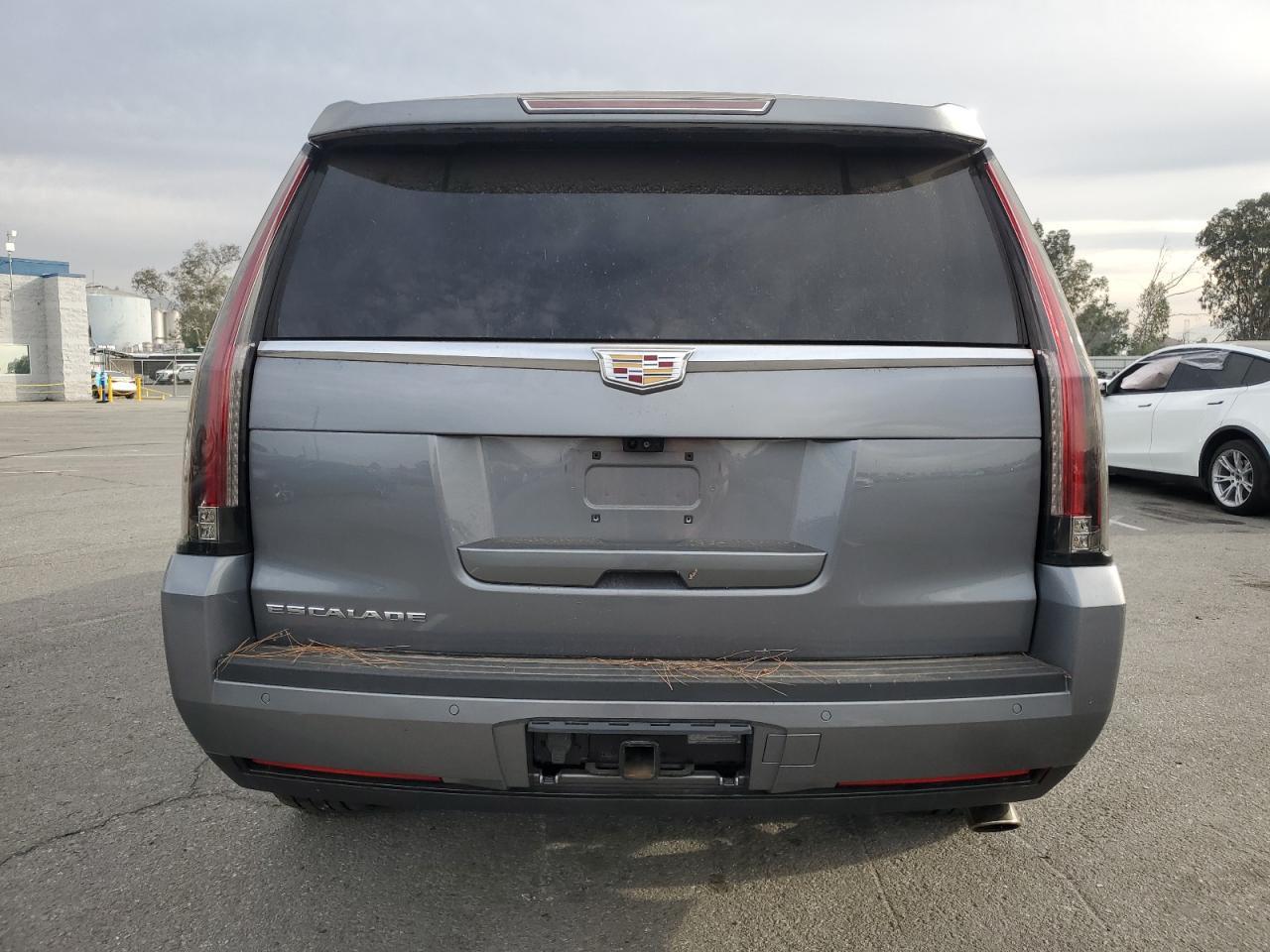 2018 Cadillac Escalade Premium Luxury - Фото 6