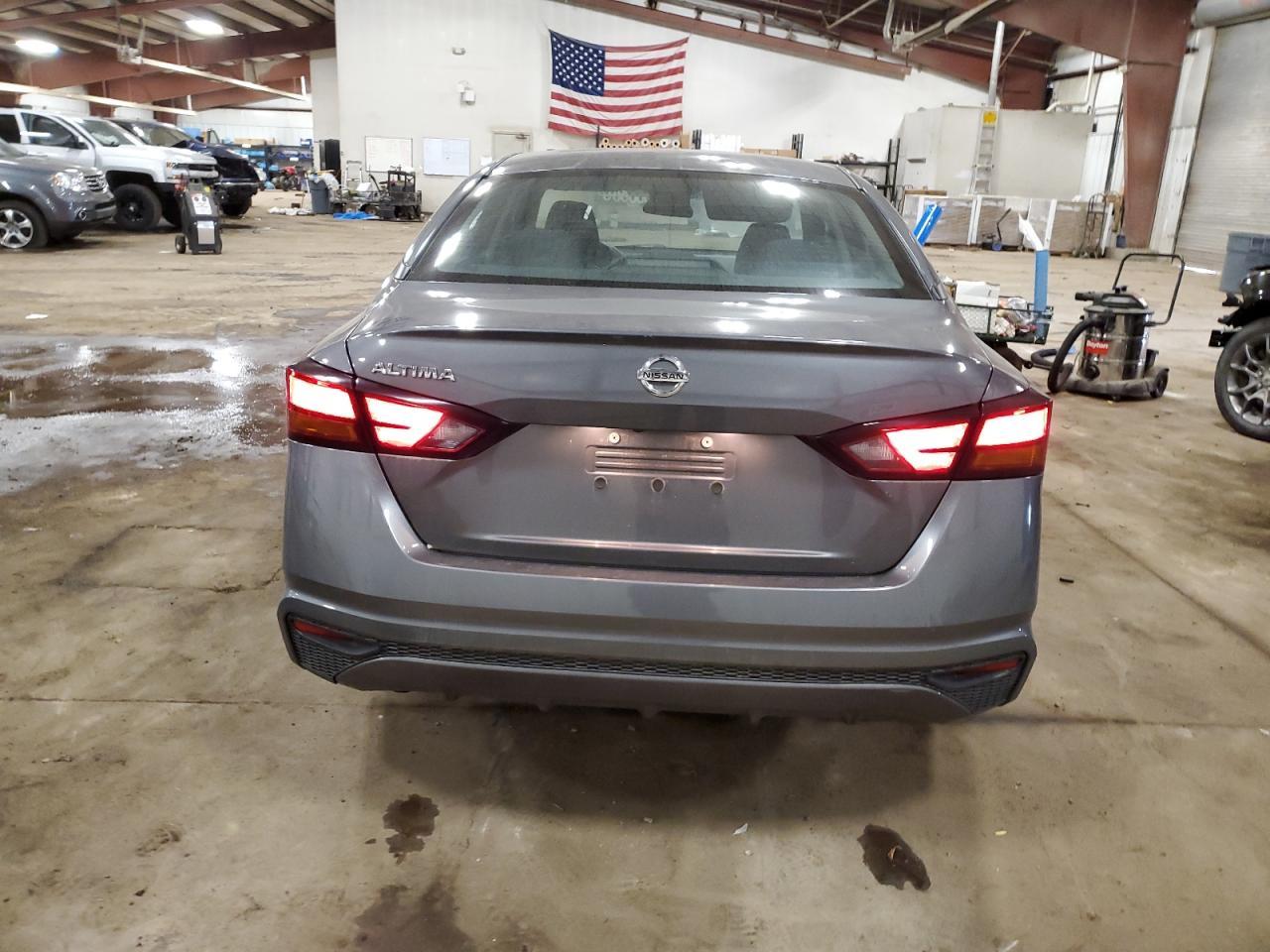 2021 Nissan Altima S - Image 6