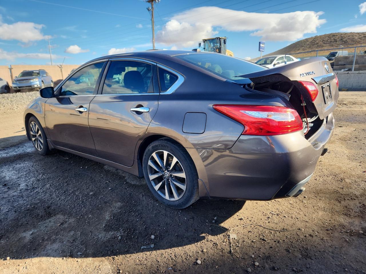 2016 Nissan Altima 2.5 Sv - Фото 2