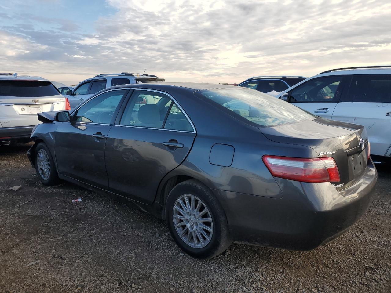 2009 Toyota Camry Base - Фото 2