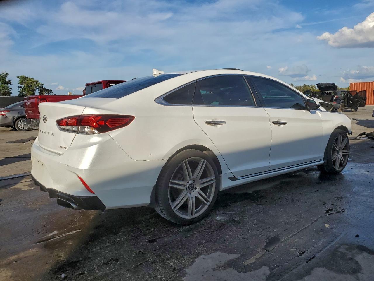 2018 Hyundai Sonata Sport - Image 3