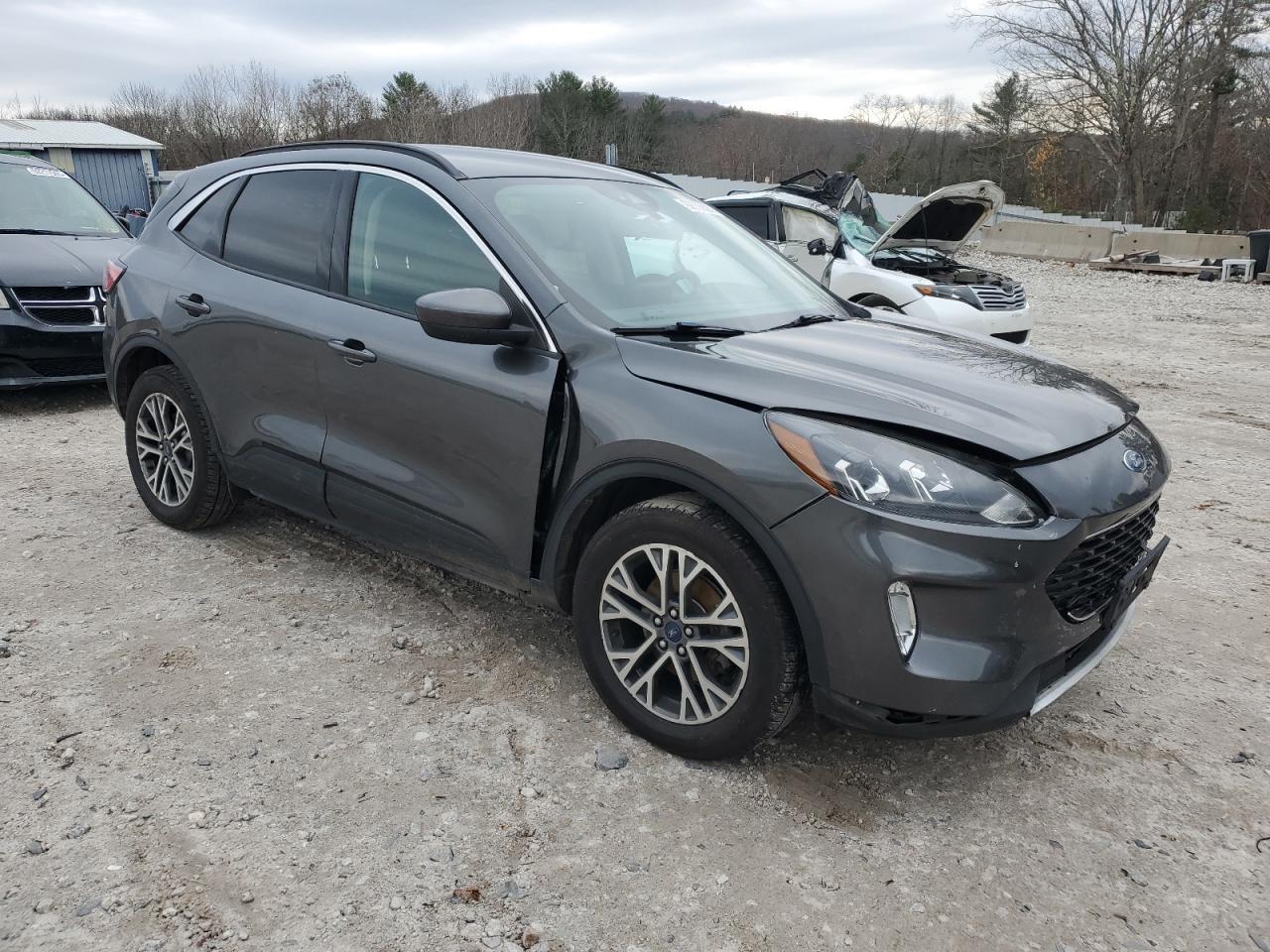 2020 Ford Escape Sel - Фото 4