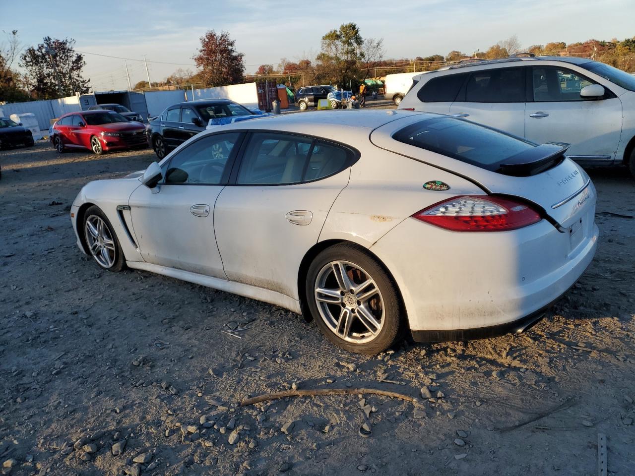 2011 Porsche Panamera 2 - Image 2