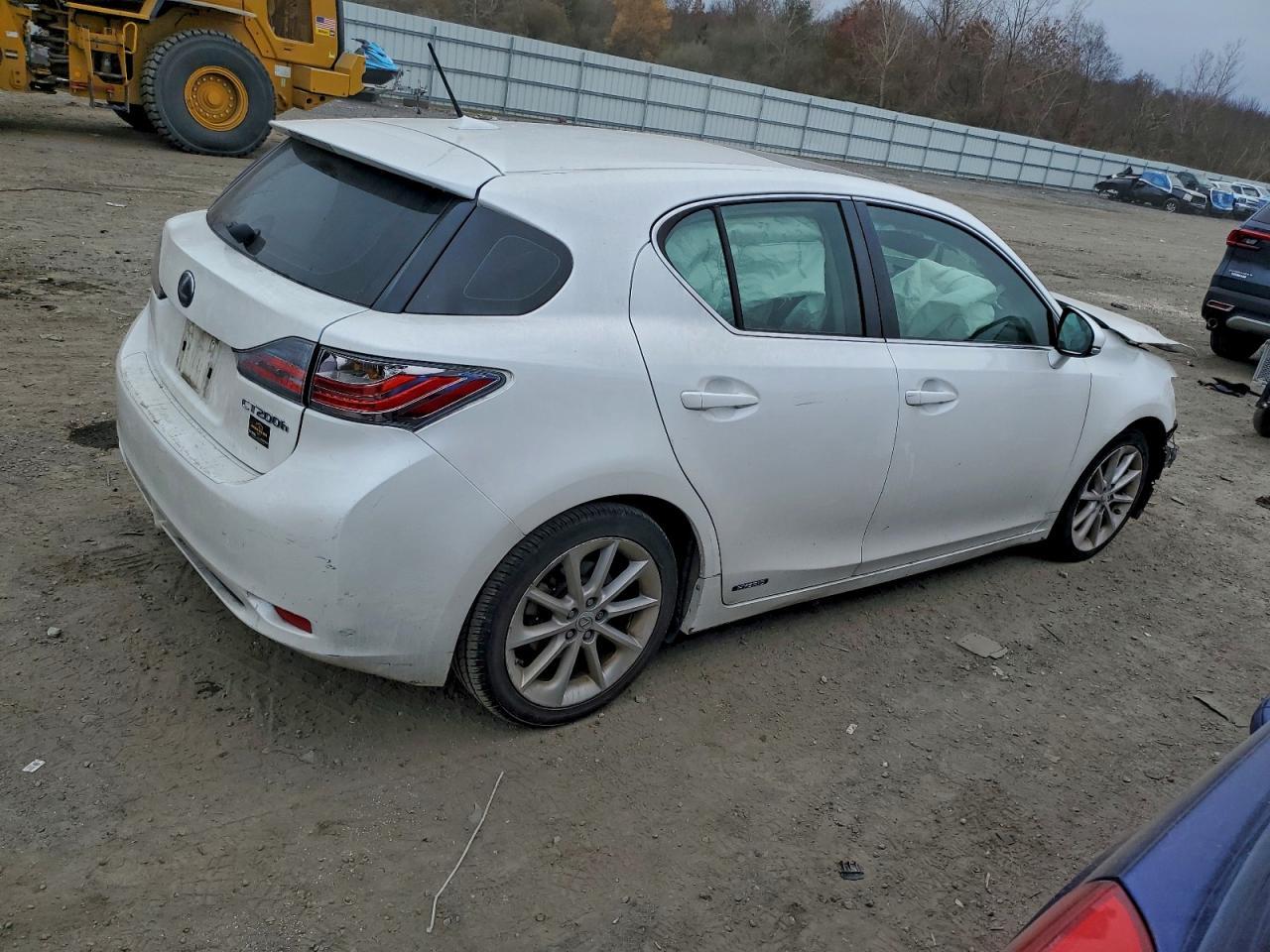 2012 Lexus Ct 200 - Image 3
