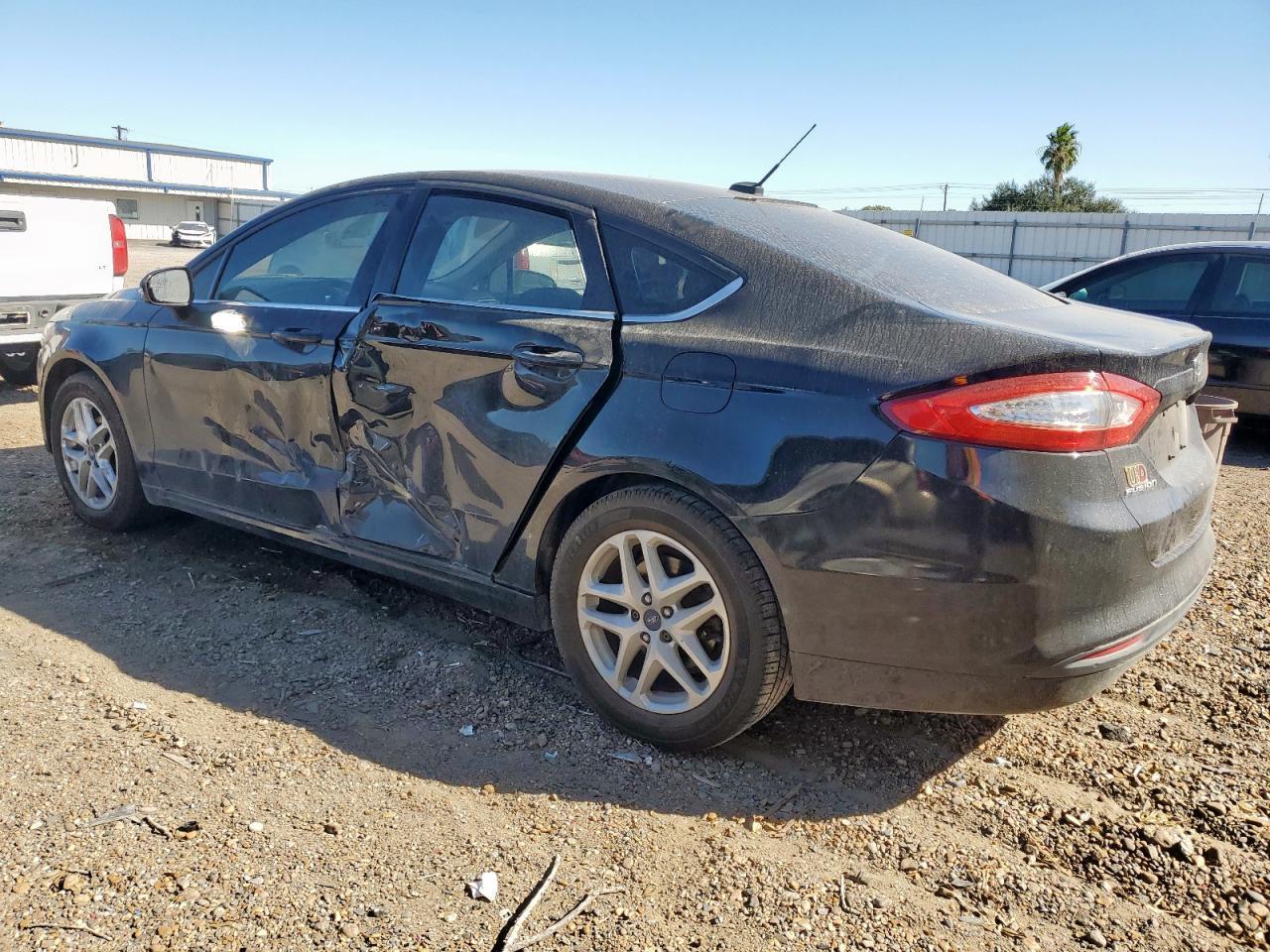 2016 Ford Fusion Se - Фото 2