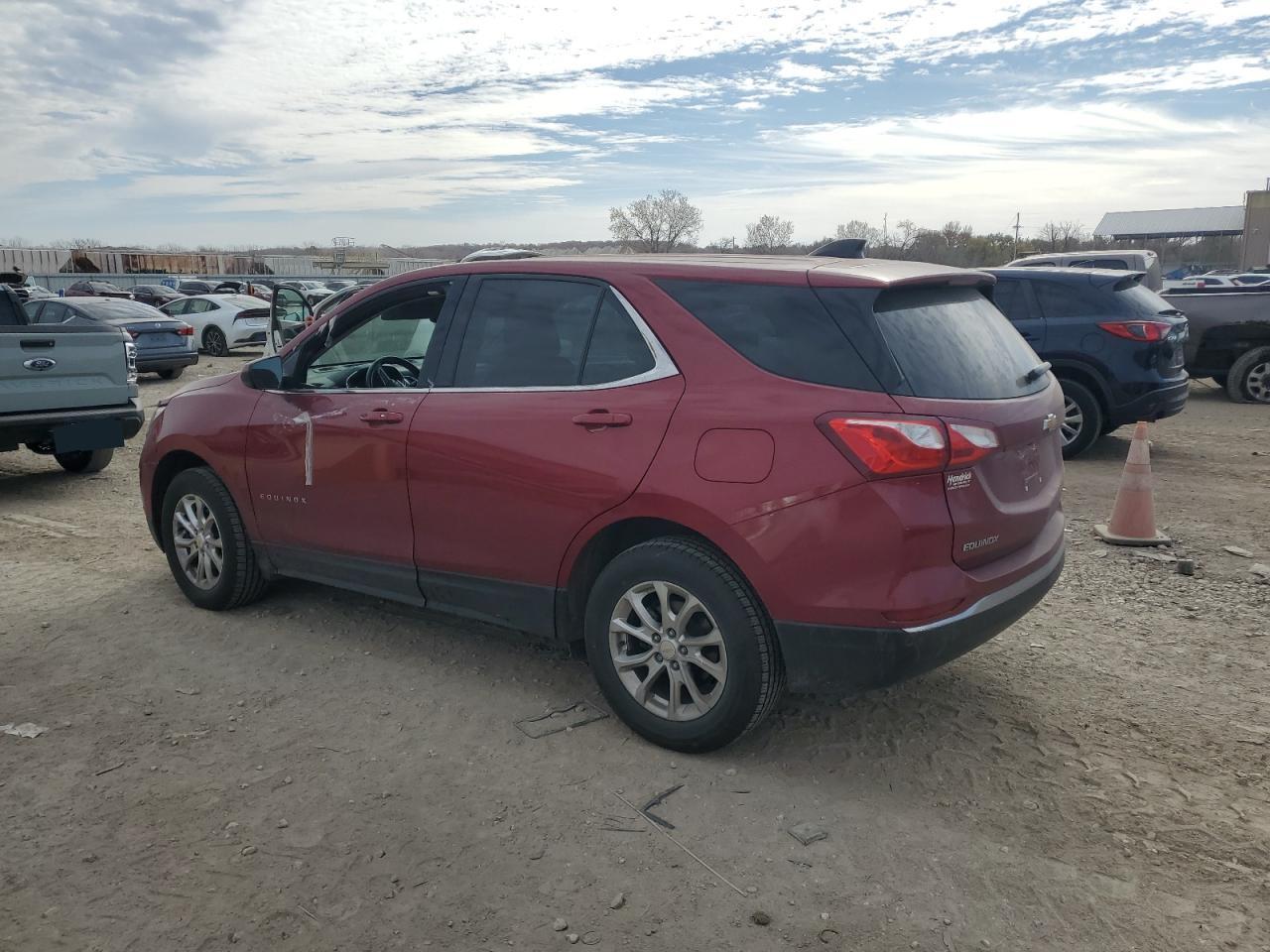 2020 Chevrolet Equinox Lt - Фото 2