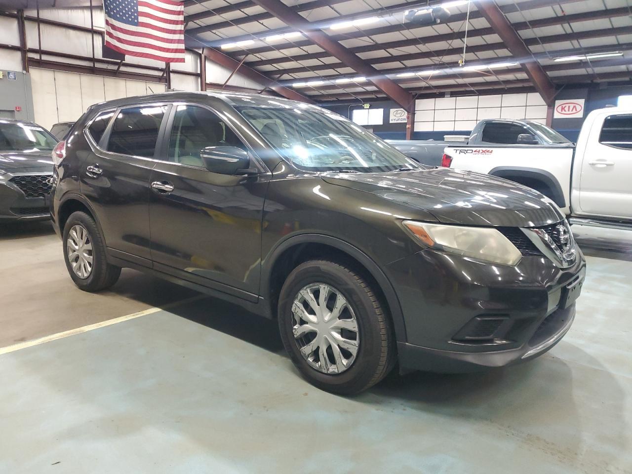 2015 Nissan Rogue S - Фото 4
